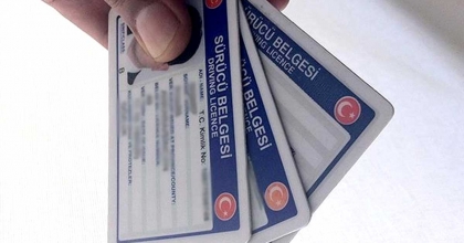 ESKİ TİP EHLİYETLER YIL SONUNDA GEÇERSİZ HALE GELECEK