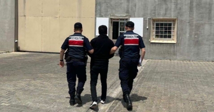 FETÖ FİRARİSİ JANDARMADAN KAÇAMADI  