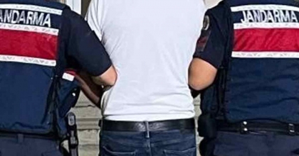 İKİ AYRI SUÇTAN ARANAN ŞAHIS GERMENCİK’TE YAKALANDI  