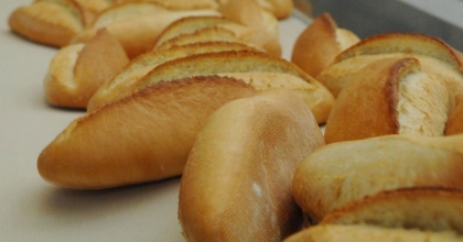 İZMİR’DE EKMEĞE ZAM YOLDA  