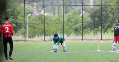 KRİKET TÜRKİYE ŞAMPİYONASI DENİZLİ'DE YAPILACAK