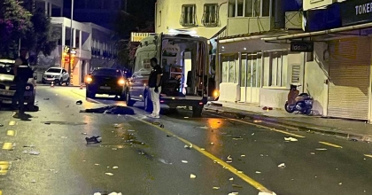 OTOMOBİLLE MOTOSİKLET KAFA KAFAYA ÇARPIŞTI: 1 ÖLÜ  