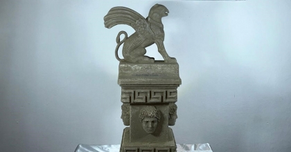 PARS BAŞLI KANATLI HEYKEL ELE GEÇİRİLDİ