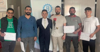TARIM MAKİNELERİ OPERATÖRLERİ BELGELERİNE KAVUŞTU  