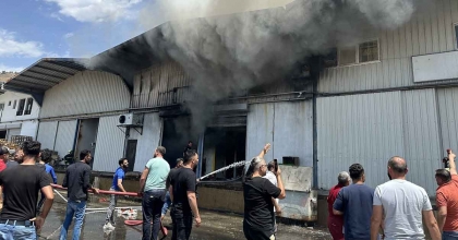 TOPTANCI HALİ'NDE ÇIKAN YANGIN SÖNDÜRÜLDÜ