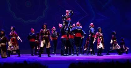 60 DANSÇI KAFKAS GÖÇÜNÜ ANLATTI