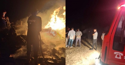 AFYONKARAHİSAR’DA BİR EVE YILDIRIM DÜŞTÜ