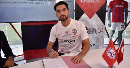 ALTINORDU, TRANSFERDE HIZ KESMİYOR  