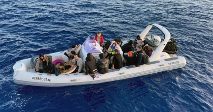 FETHİYE’DE 12 DÜZENSİZ GÖÇMEN KURTARILDI