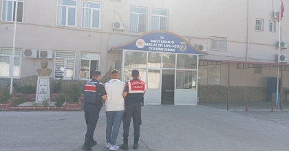 İZMİR’DEN NAZİLLİ’YE UYUŞTURUCU SEVKİYATI JANDARMAYA TAKILDI