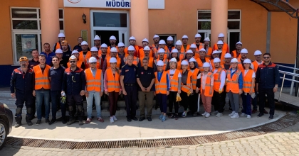 AYDIN GENÇLİK VE SPOR İL MÜDÜRLÜĞÜ PERSONELLERİ ARAMA-KURTARMA EĞİTİMİ ALDI