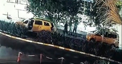 TAKSİCİLERİN KAVGASI GÜVENLİK KAMERASINDA