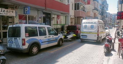 75 YAŞINDAKİ KADIN EVİNDE ÖLÜ BULUNDU  