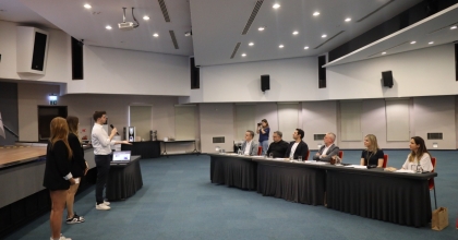 İZMİR EKONOMİ'DE ‘GİRİŞİMCİLİK' BULUŞMASI  