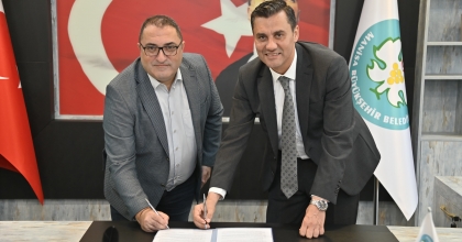 RAYSIZ 'MANİSA TRAMVAYI' İÇİN İMZALAR ATILDI 