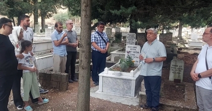 ÜNLÜ NEYZEN AHMET DOĞAN ÖZEKE MEZARI BAŞINDA ANILDI  