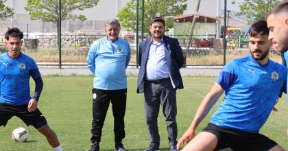 MENEMEN FK, YILMAZ VURAL İLE SÖZLEŞME YENİLEMEYECEK   