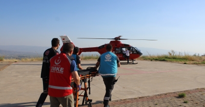 DÜŞEN PARAŞÜTÇÜ AMBULANS HELİKOPTERLE HASTANEYE SEVK EDİLDİ   