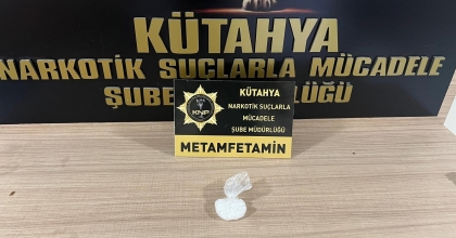 OTOBÜS KOLTUĞUNA GİZLENMİŞ UYUŞTURUCU BULUNDU