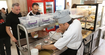 KENT LOKANTALARINDAN İZMİRLİLER MEMNUN 