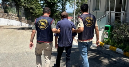 JANDARMA İĞNEYLE KUYU KAZDI: 11 YILDIR ARANAN ŞAHIS YAKALADI 