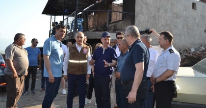 BAKAN YUMAKLI'DAN MANİSA'YA 'GEÇMİŞ OLSUN' TELEFONU  