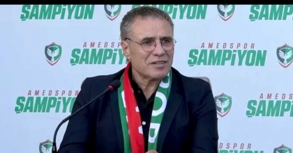 ERSUN YANAL'IN İMZA TÖRENİNE DAMGA VURAN OLAY! 
