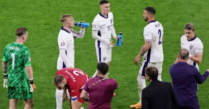 HERKES SU İÇTİKLERİNİ SANIYORDU! İŞTE İNGİLTERELİ FUTBOLCULARIN İÇTİKLERİ ÖZEL KARIŞIM