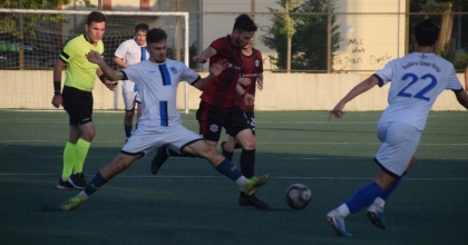 IŞIKLIGÜCÜ TEK ATTI ÜÇ ALDI