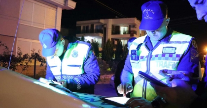 JANDARMA EKİPLERİ SUÇLULARA GÖZ AÇTIRMIYOR