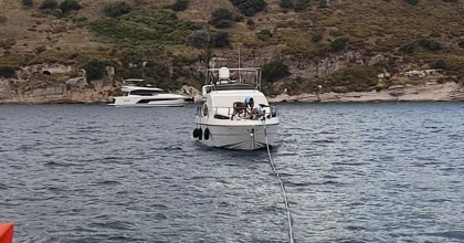 KOYDA SÜRÜKLENEN TEKNENİN YARDIMINA KIYEM YETİŞTİ