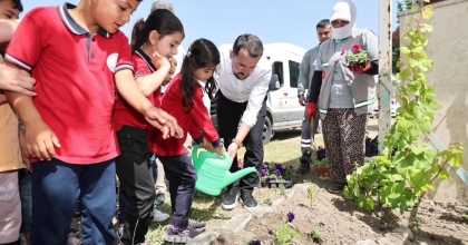 MERKEZEFENDİ BELEDİYESİ’NDEN DÜNYA ÇEVRE HAFTASI ETKİNLİĞİ