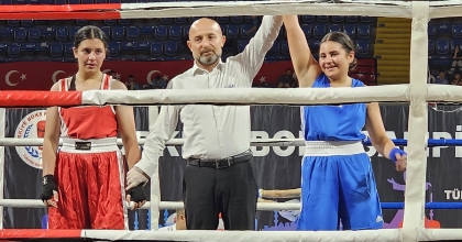 AYDIN’IN DEMİR YUMRUĞU TÜRKİYE ÜÇÜNCÜSÜ OLDU   