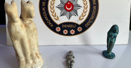 ŞÜPHE ÇEKTİLER, TARİHİ ESER ÇIKTI