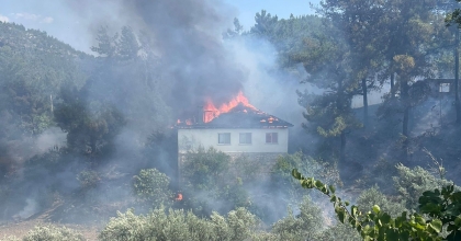 KÖYCEĞİZ'DEKİ YANGIN KONTROL ALTINA ALINDI