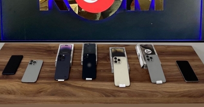 POLİS NOKTASINDA ARANDI, KAÇAK TELEFON ÇIKTI 