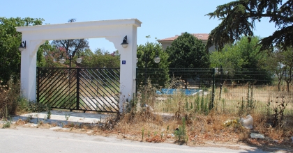 ADNAN MENDERES’İN EVİ ÇÜRÜMEYE TERK EDİLDİ