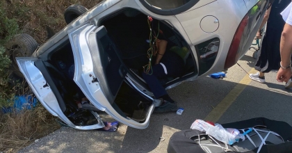 MUĞLA’DA TAKLA ATAN OTOMOBİLDEKİ 2 KİŞİ YARALANDI