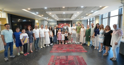 BAŞKAN ZEYREK, MANİSA'NIN LGS BİRİNCİLERİNİ AĞIRLADI