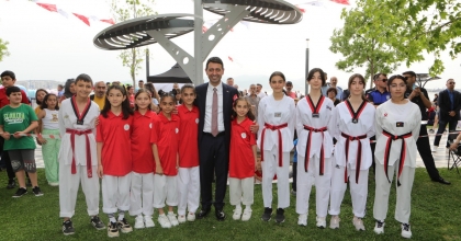 BAYRAKLI'DA YAZ SPOR OKULLARI BAŞLADI  