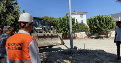 BUHARKENT'TE DOĞALGAZ ÇALIŞMALARI BAŞLADI