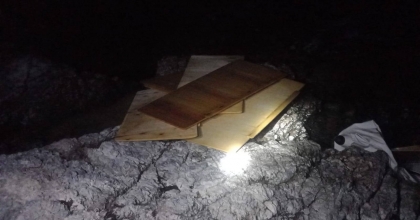 MAKİLİK ALANDA GİZLENEN GÖÇMENLERİ JANDARMA YAKALADI