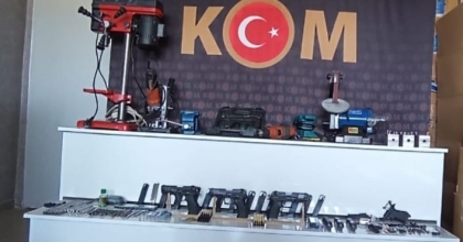 NAZİLLİ POLİSİNDEN SİLAH OPERASYONU   