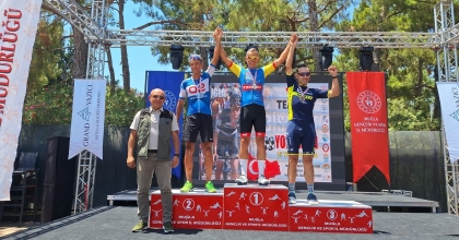 62 KİLOMETRE PEDAL ÇEVİRDİLER   