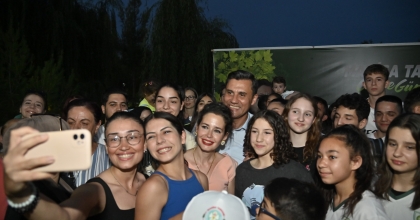 BAŞKAN ZEYREK’TEN ÖĞRENCİLERE BÜYÜK MÜJDE 