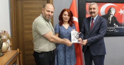 DÜNYADA 17 ÖĞRETMENE VERİLEN ÖDÜLÜ ALDI, AYDIN'IN GURURU OLDU   