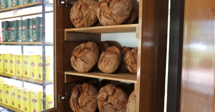 KARAKILÇIK BUĞDAY EKMEKLERİ EFE BAKKAL RAFLARINDA  