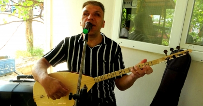 GÖRME ENGELLİ SANATÇININ GLOBAL BAŞARISI