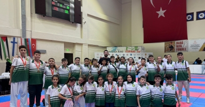 MANİSA BBSK KARATE TAKIMINDAN 16 MADALYA