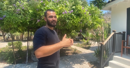 AMERİKA'YI BIRAKIP, MARMARİS'E ATA TOPRAKLARINA DÖNDÜ